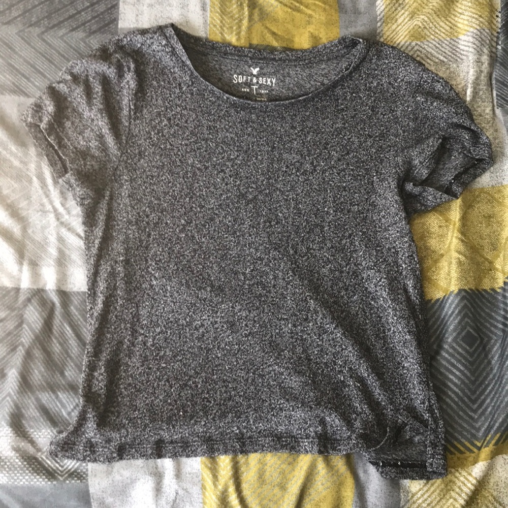 Simple gray tee